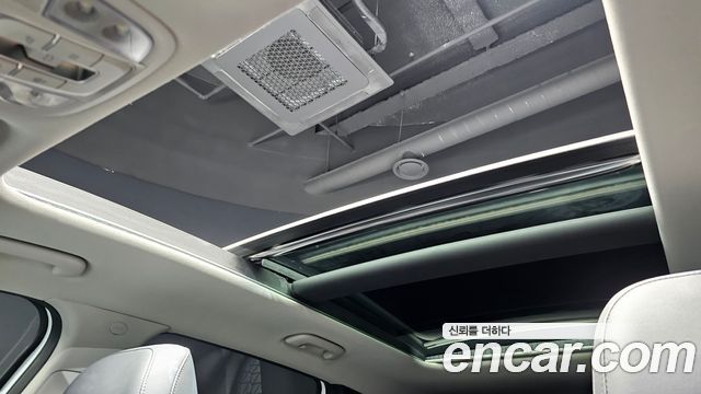 Hyundai Santafe 2019 — photo 27