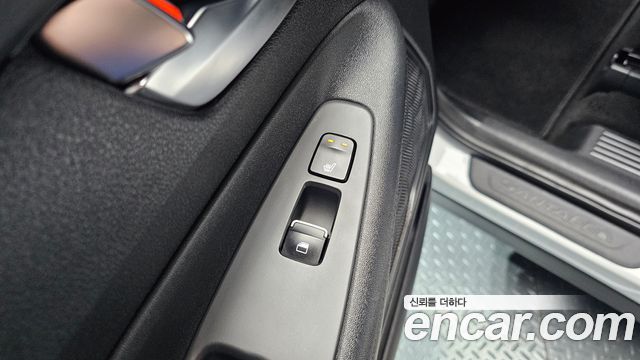 Hyundai Santafe 2019 — photo 28