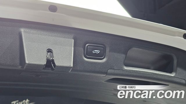 Hyundai Santafe 2019 — photo 30