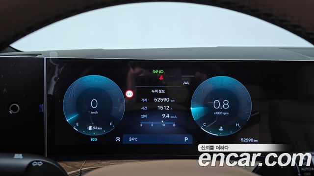 Hyundai Santafe 2024 — photo 11