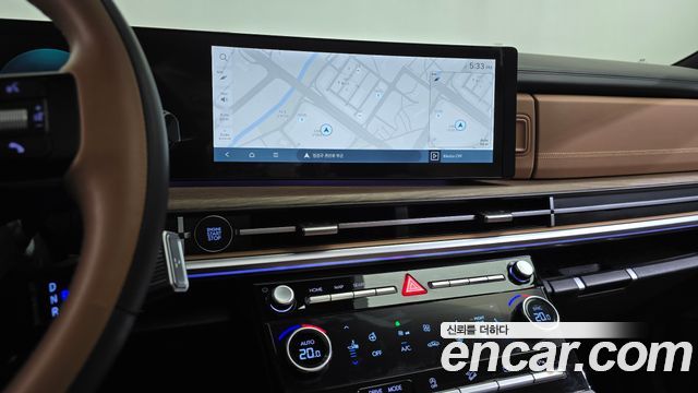 Hyundai Santafe 2024 — photo 18