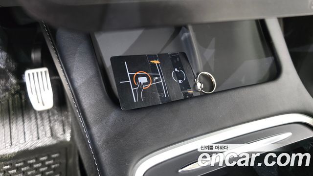 Tesla Model Y 2022 — photo 18