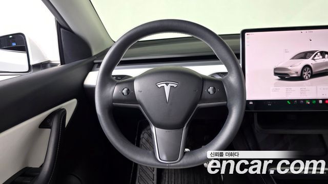 Tesla Model Y 2022 — photo 20