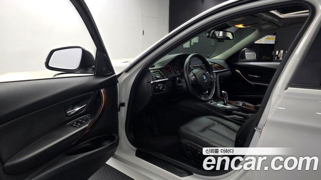 BMW 3-Series 2014 — photo 10