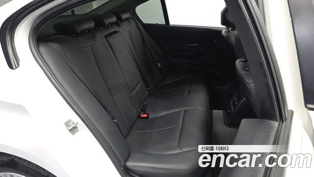 BMW 3-Series 2014 — photo 12