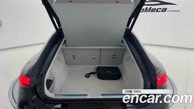 Mercedes-Benz EQS 2025 — photo 11