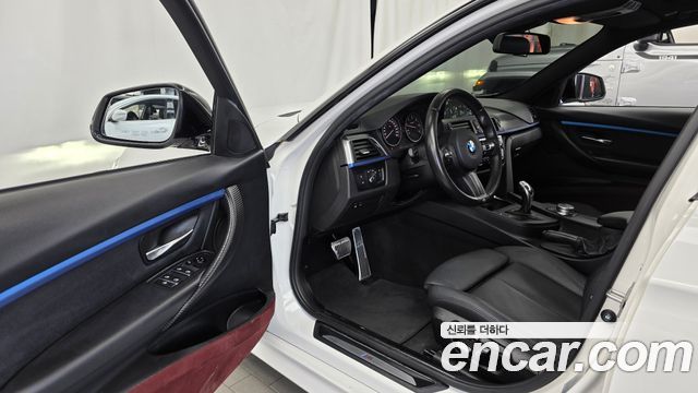 BMW 3-Series 2017 — photo 10