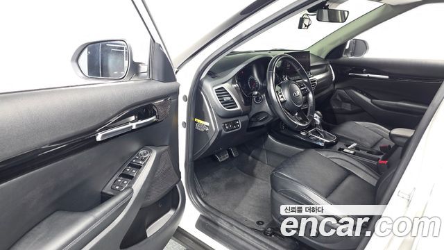 Kia Seltos 2020 — photo 13