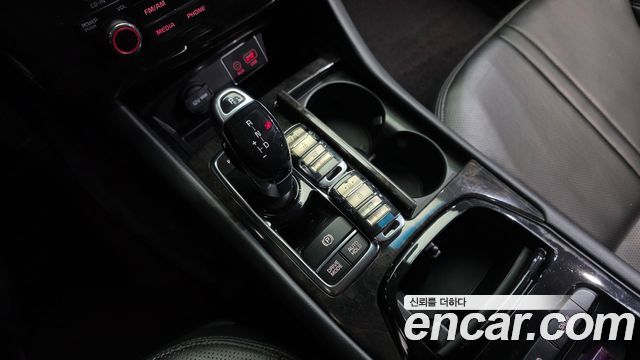 Kia K9 2016 — photo 9