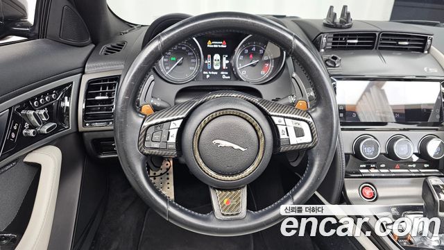 Jaguar F-TYPE 2014 — photo 13