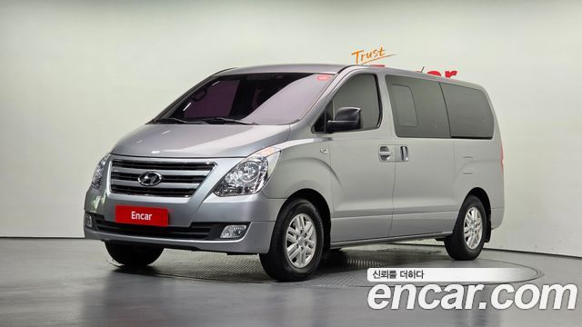 Hyundai Starex 2016 — photo 1