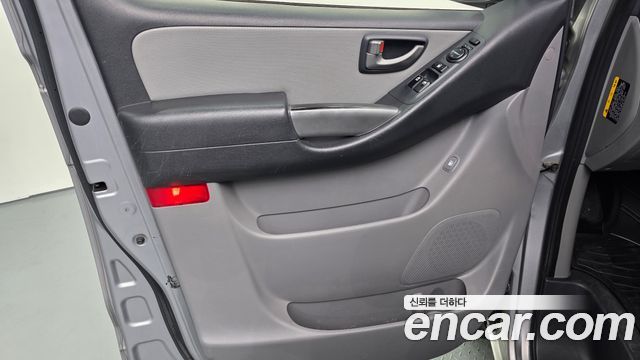 Hyundai Starex 2016 — photo 14