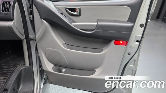 Hyundai Starex 2016 — photo 15