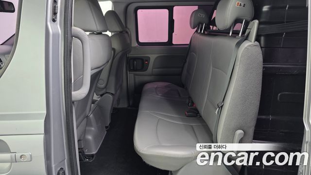 Hyundai Starex 2016 — photo 16