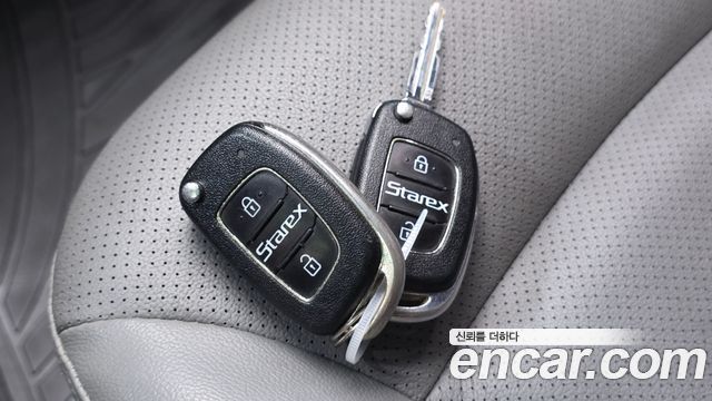 Hyundai Starex 2016 — photo 30