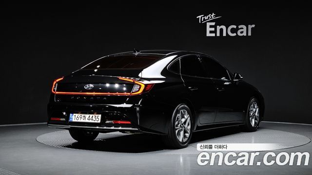 Hyundai Sonata 2022 — photo 2