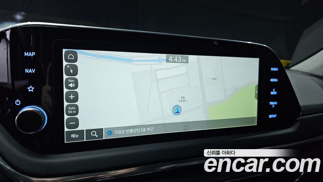 Hyundai Sonata 2022 — photo 20