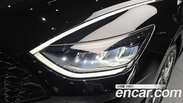 Hyundai Sonata 2022 — photo 8