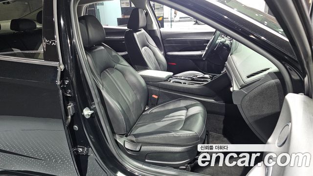 Hyundai Sonata 2022 — photo 16