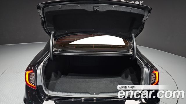 Hyundai Sonata 2022 — photo 35