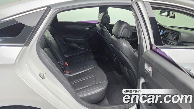 Hyundai Sonata 2015 — photo 12