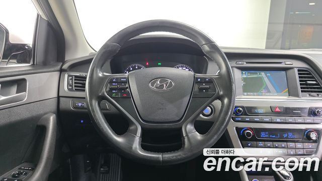 Hyundai Sonata 2015 — photo 13