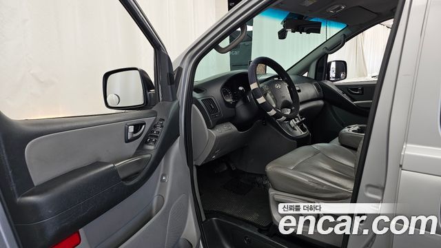 Hyundai Starex 2014 — photo 10