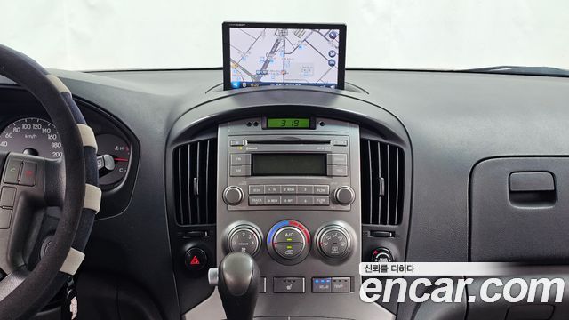 Hyundai Starex 2014 — photo 14