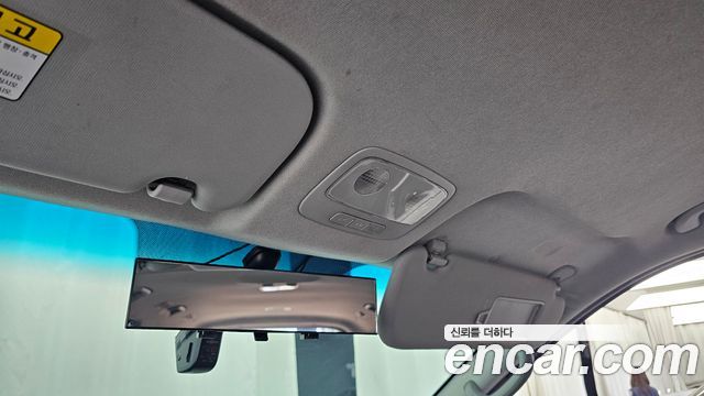 Hyundai Starex 2014 — photo 17