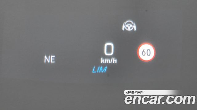Mercedes-Benz E-Class 2020 — photo 31