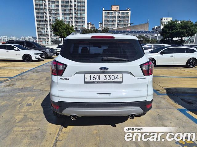 Ford Kuga 2017 — photo 4