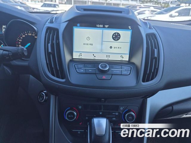 Ford Kuga 2017 — photo 10