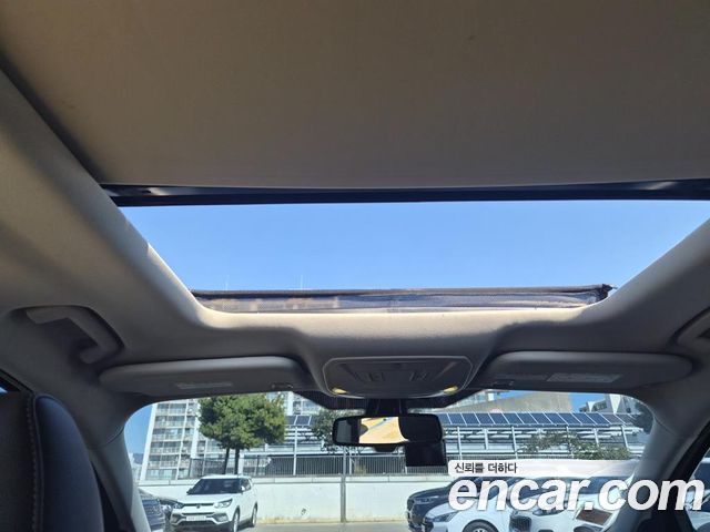 Ford Kuga 2017 — photo 18