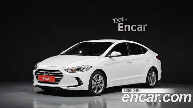 Hyundai AVANTE 2018 — photo 1