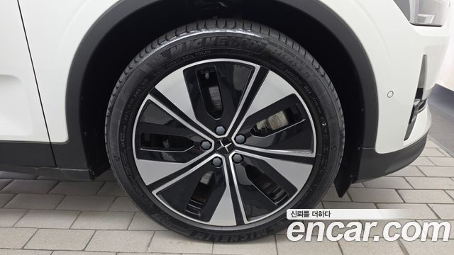 Polestar Polestar 2 2023 — photo 7