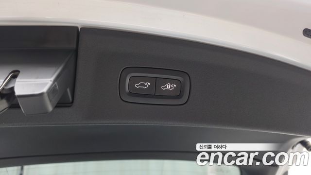 Polestar Polestar 2 2023 — photo 33