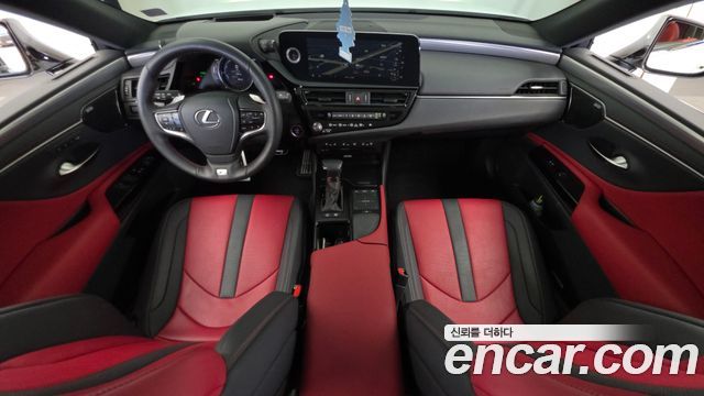 Lexus ES 2022 — photo 7