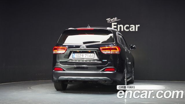 Kia Sorento 2016 — photo 4