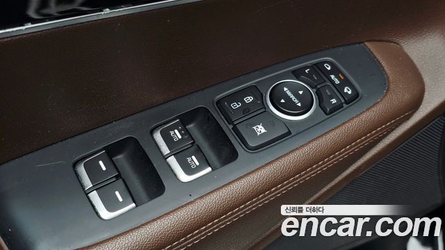 Kia Sorento 2016 — photo 15