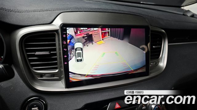 Kia Sorento 2016 — photo 16