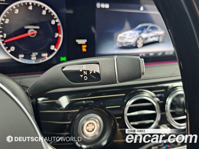 Mercedes-Benz S-Class 2018 — photo 14