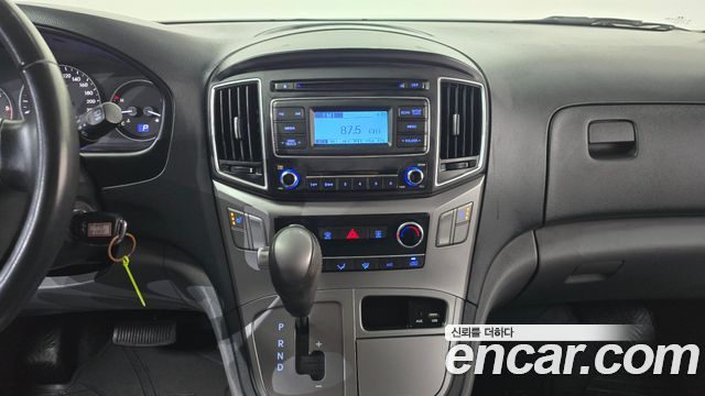 Hyundai Starex 2021 — photo 19
