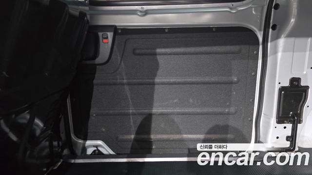 Hyundai Starex 2021 — photo 15
