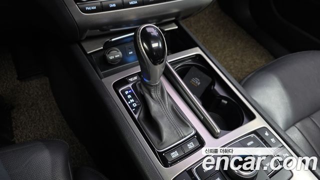 Hyundai Genesis 2014 — photo 12