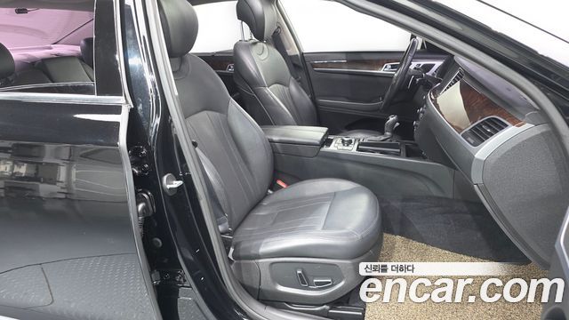 Hyundai Genesis 2014 — photo 18