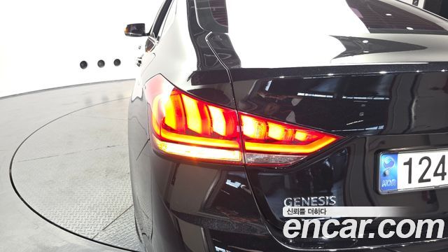 Hyundai Genesis 2014 — photo 9
