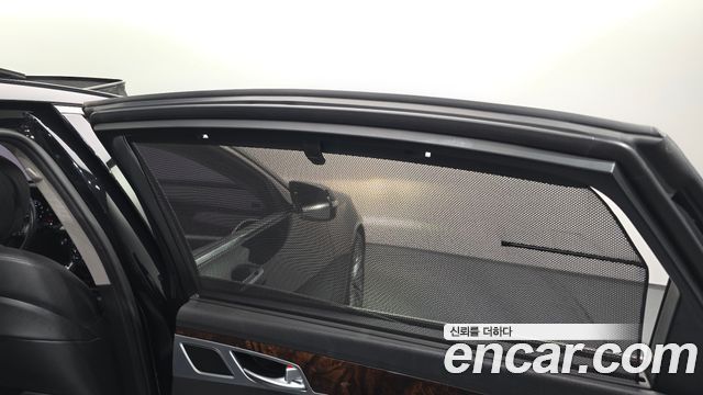 Hyundai Genesis 2014 — photo 28