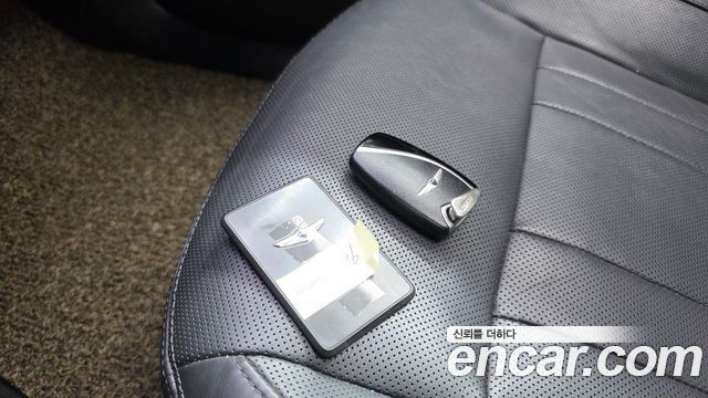 Hyundai Genesis 2014 — photo 33