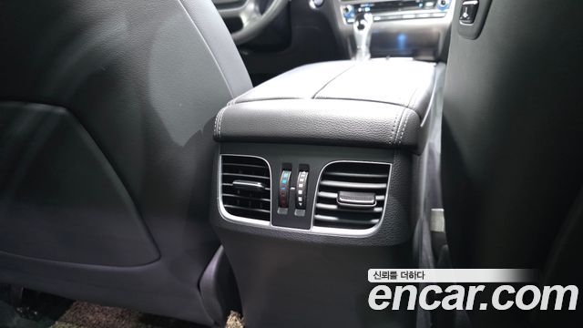 Hyundai Genesis 2014 — photo 35