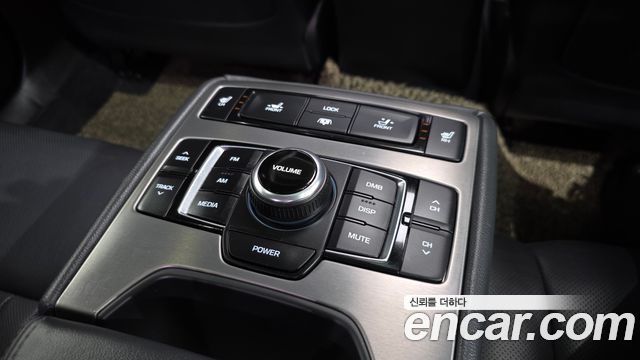 Hyundai Genesis 2014 — photo 36